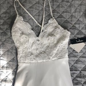 Never worn Lulus white dress